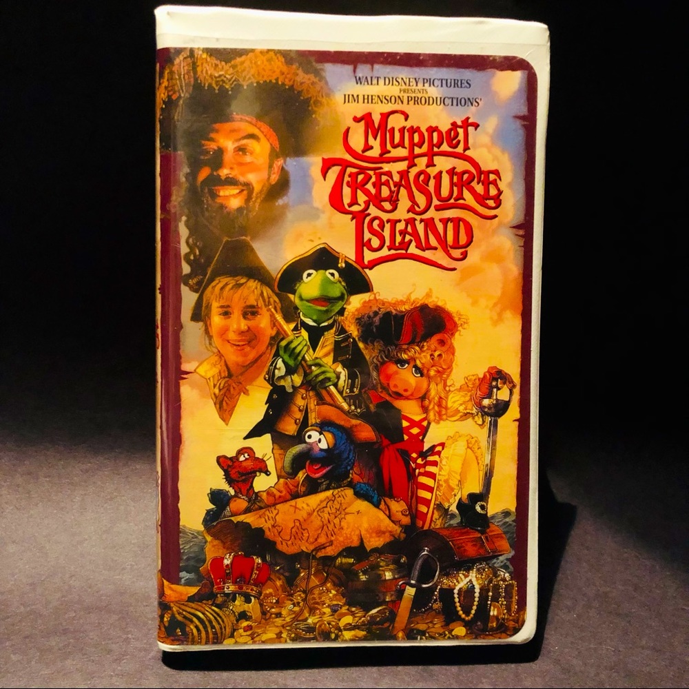 MUPPET TREASURE ISLAND VHS Tape